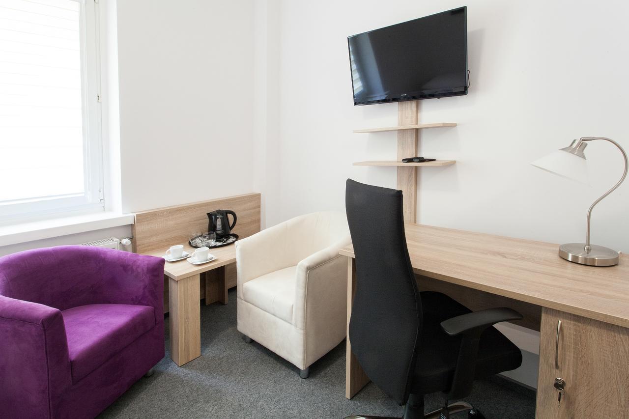 Dom Studenta Nr 1 Ans W Koninie Hostel Konin  Εξωτερικό φωτογραφία