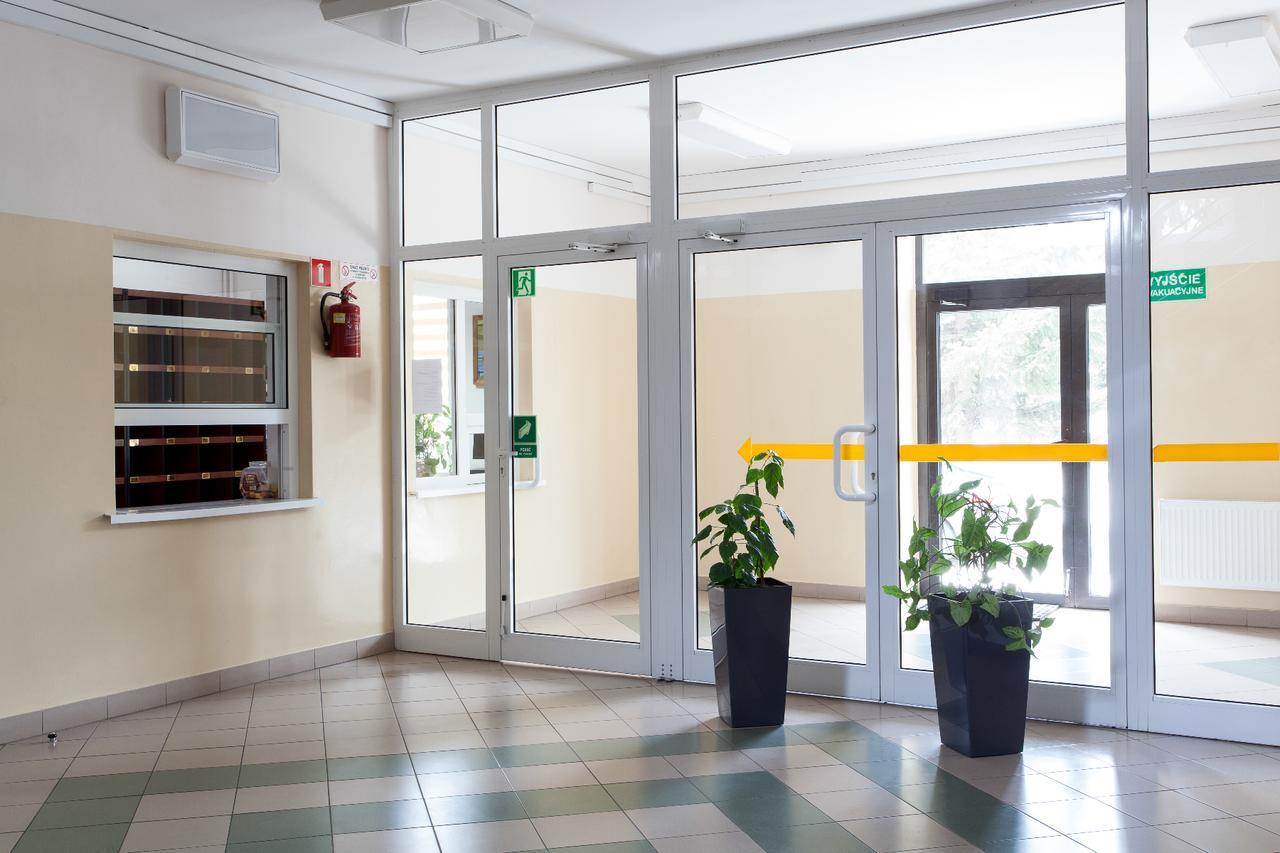 Dom Studenta Nr 1 Ans W Koninie Hostel Konin  Εξωτερικό φωτογραφία